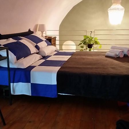 Apartamento Il Pozzo Di Santa Teresa Catania Habitación foto