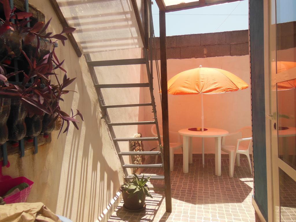 Apartamento Il Pozzo Di Santa Teresa Catania Habitación foto